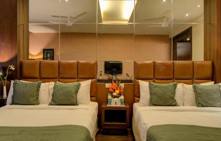 Deluxe Queen Room with Two Queen Beds